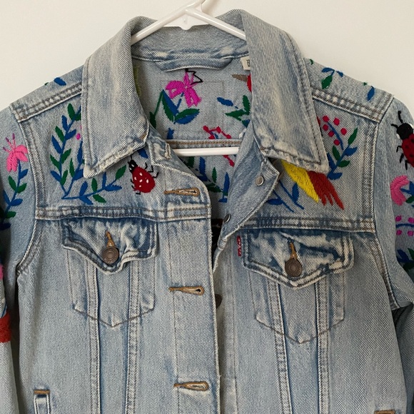 Levi’s jean embroidered denim jacket bird / floral / bug design S Small RARE - Picture 8 of 8